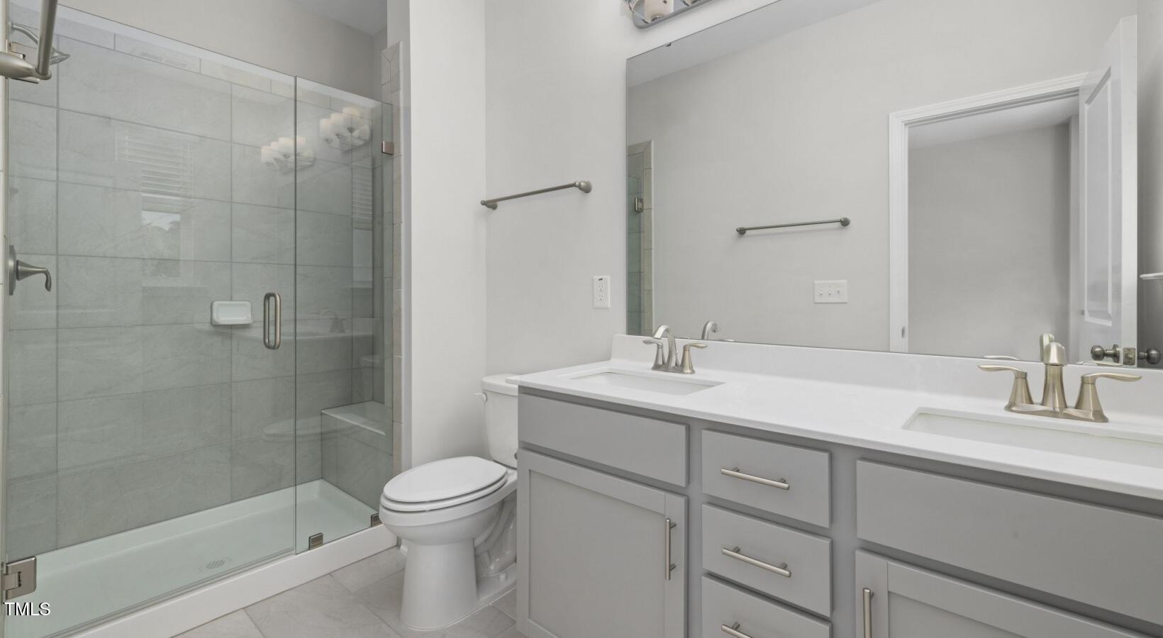 Raleigh, North Carolina 27612, United States, 3 Bedrooms Bedrooms, ,3 BathroomsBathrooms,Residential,Active,220103