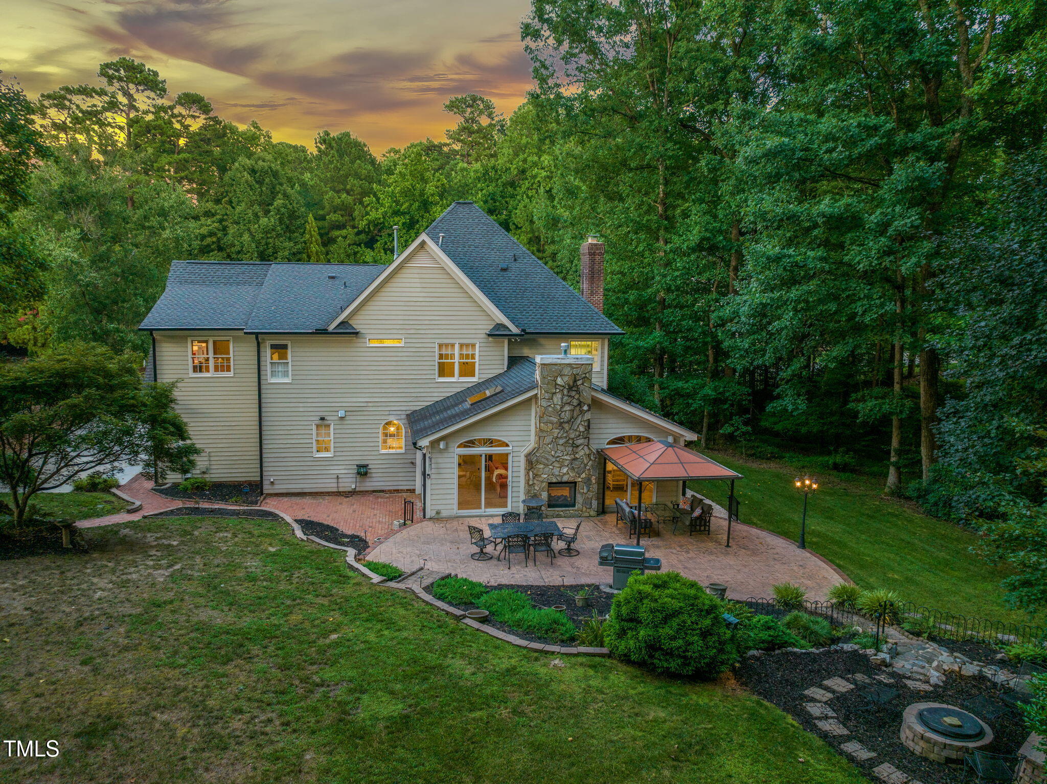 9009 Hometown Drive
