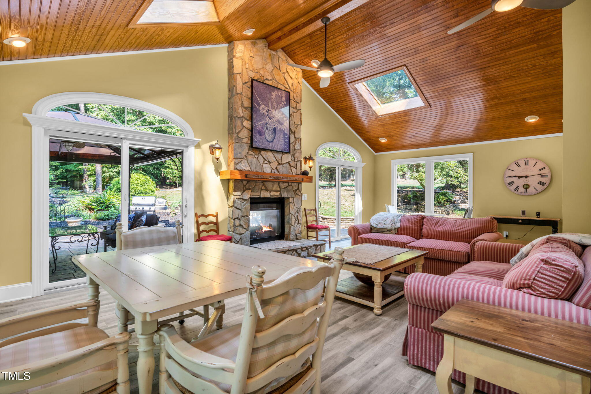 9009 Hometown Drive