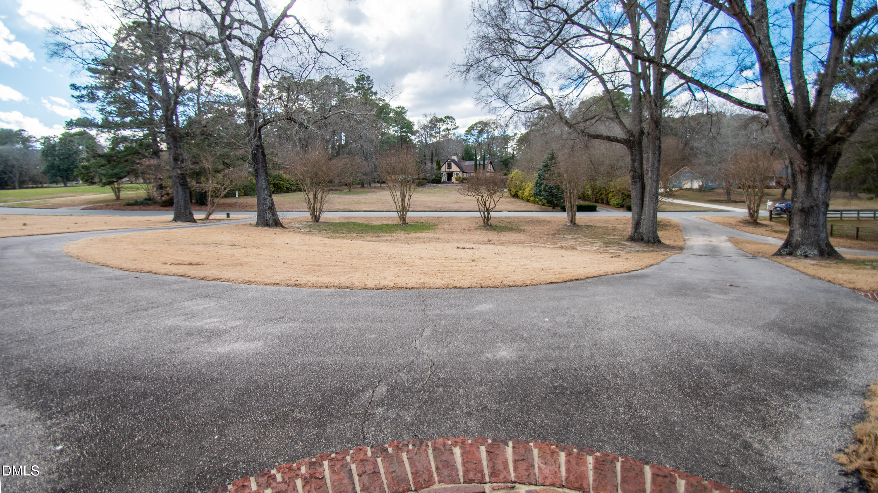 5708 Castlebrook Drive