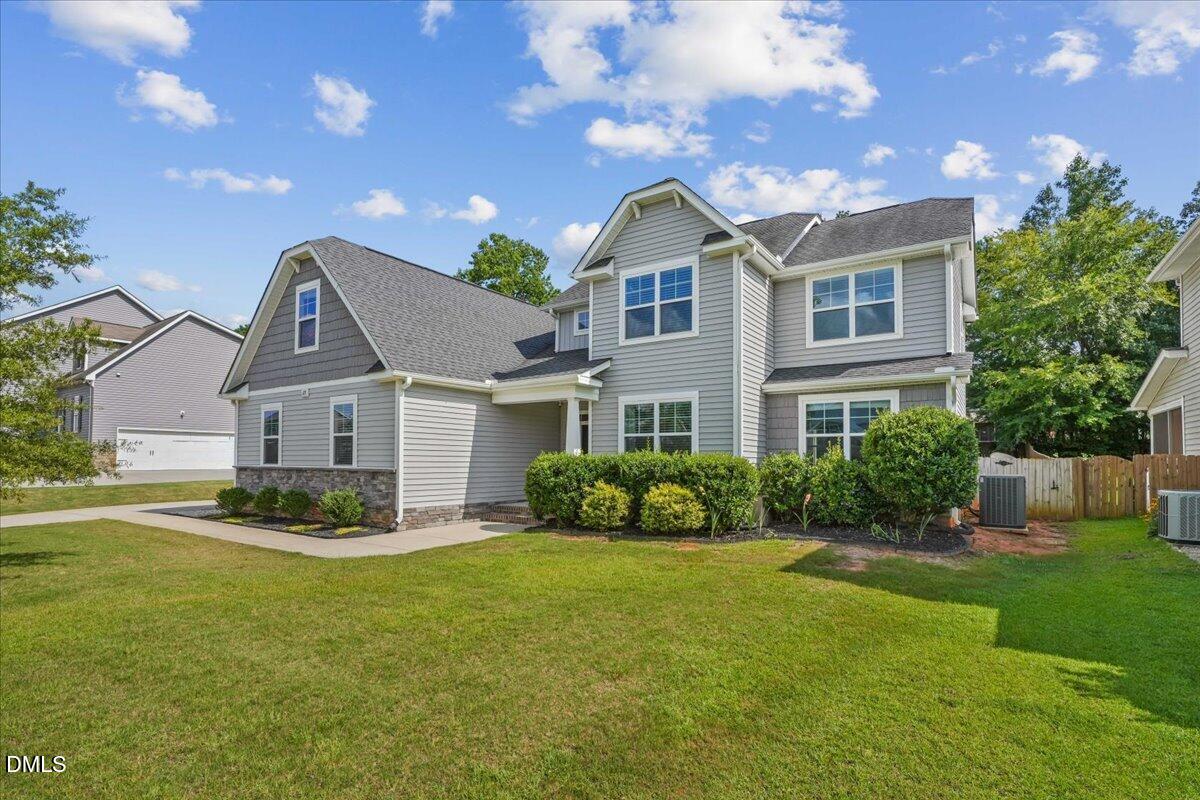 125 Tarkenton Court