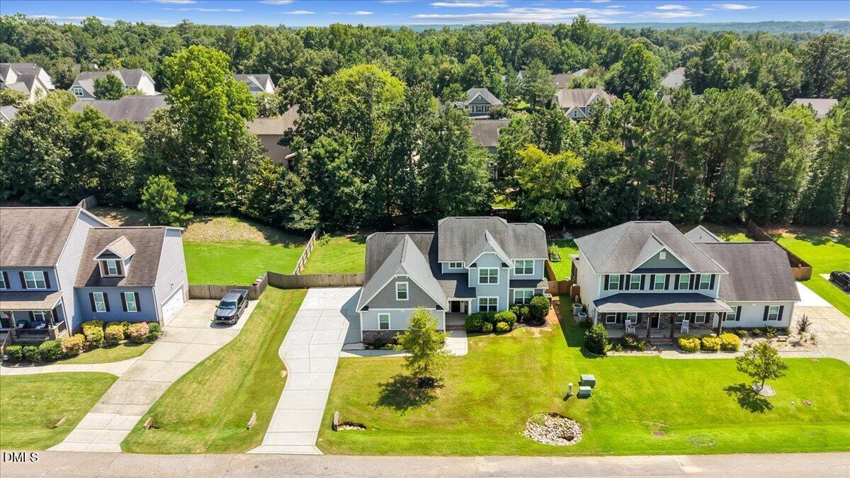 125 Tarkenton Court