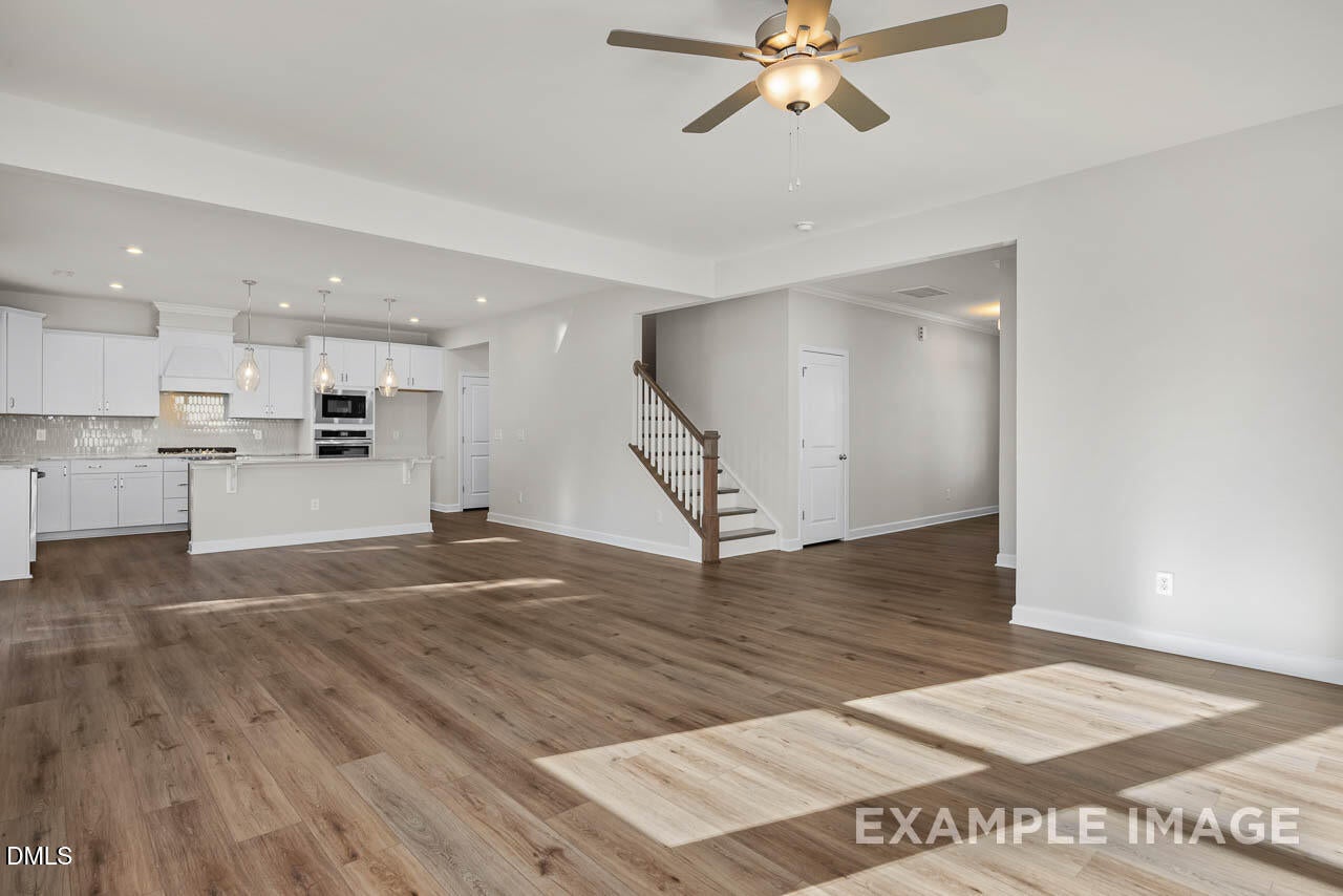 559 Whinfield Place