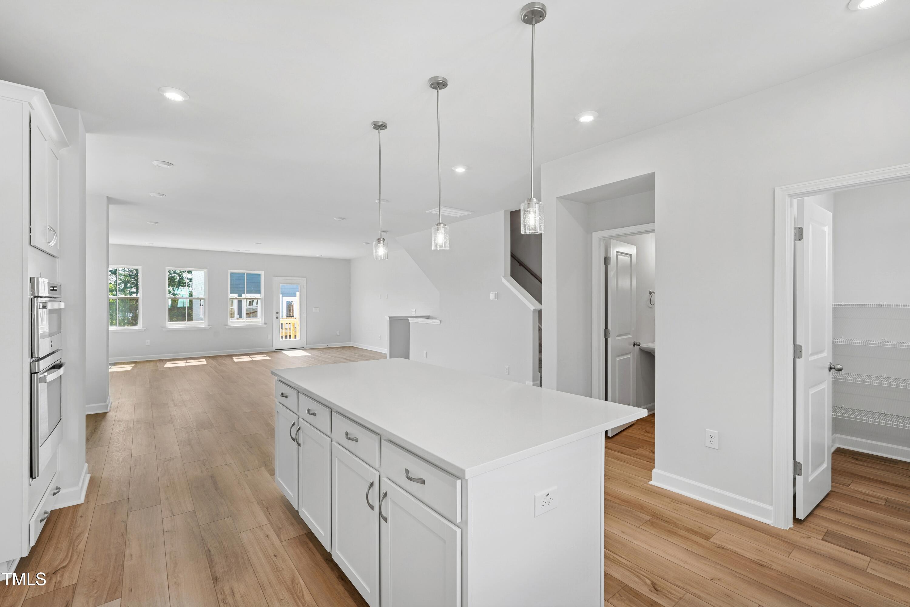 800 Hillfarm Drive