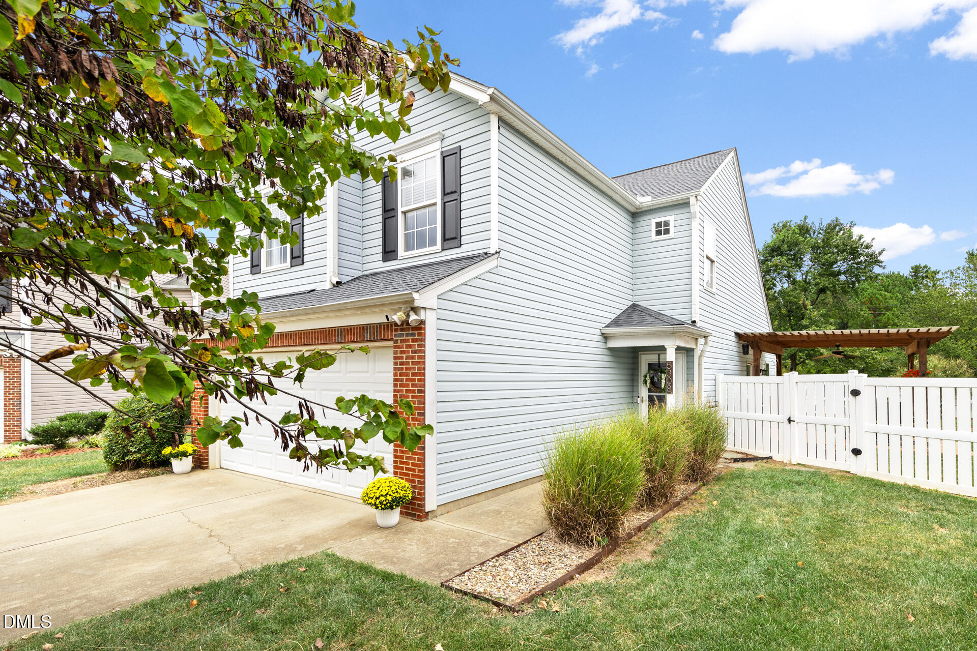 Raleigh, North Carolina 27613, United States, 3 Bedrooms Bedrooms, ,3 BathroomsBathrooms,Residential,Active,211529