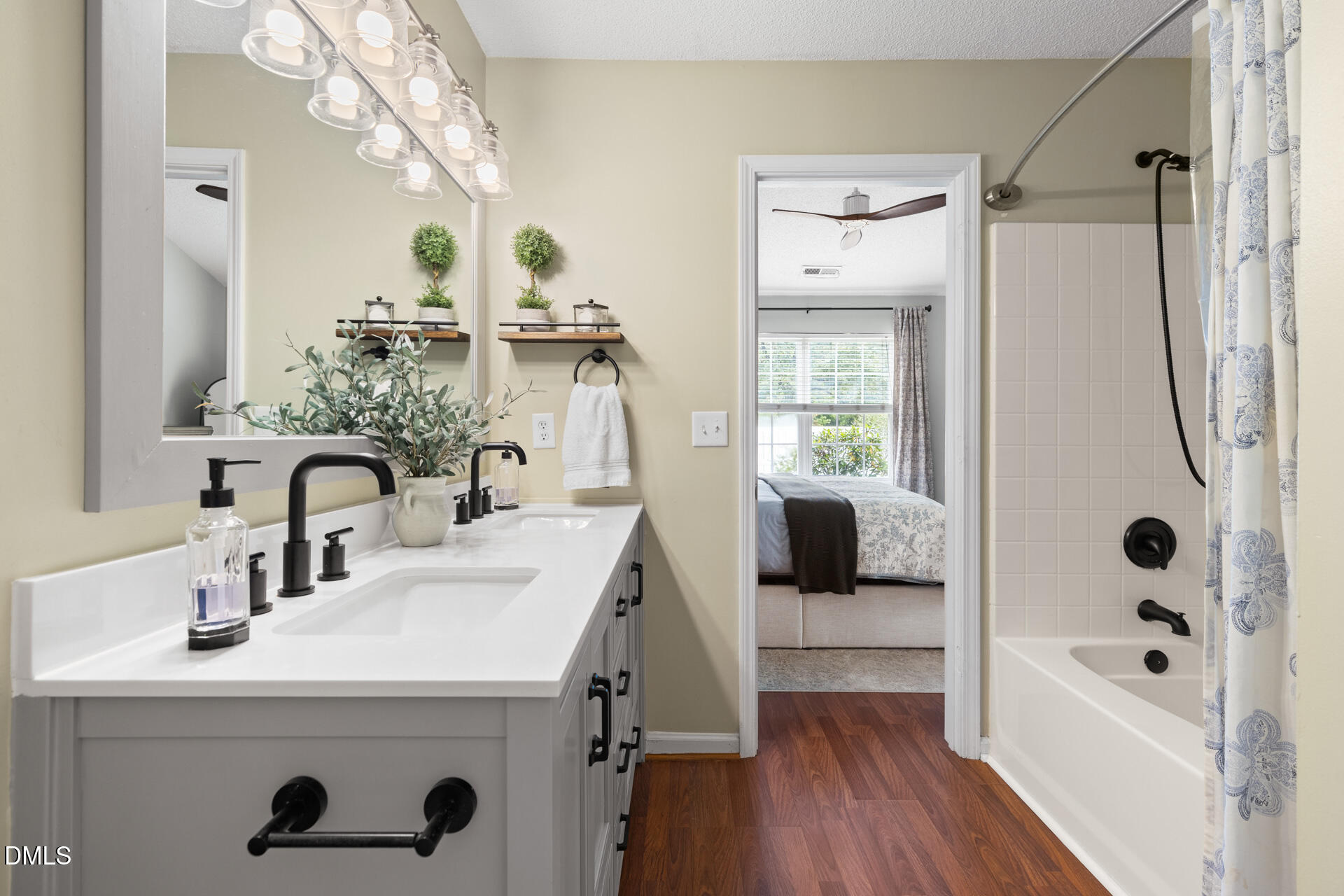 Raleigh, North Carolina 27613, United States, 3 Bedrooms Bedrooms, ,3 BathroomsBathrooms,Residential,Active,211529