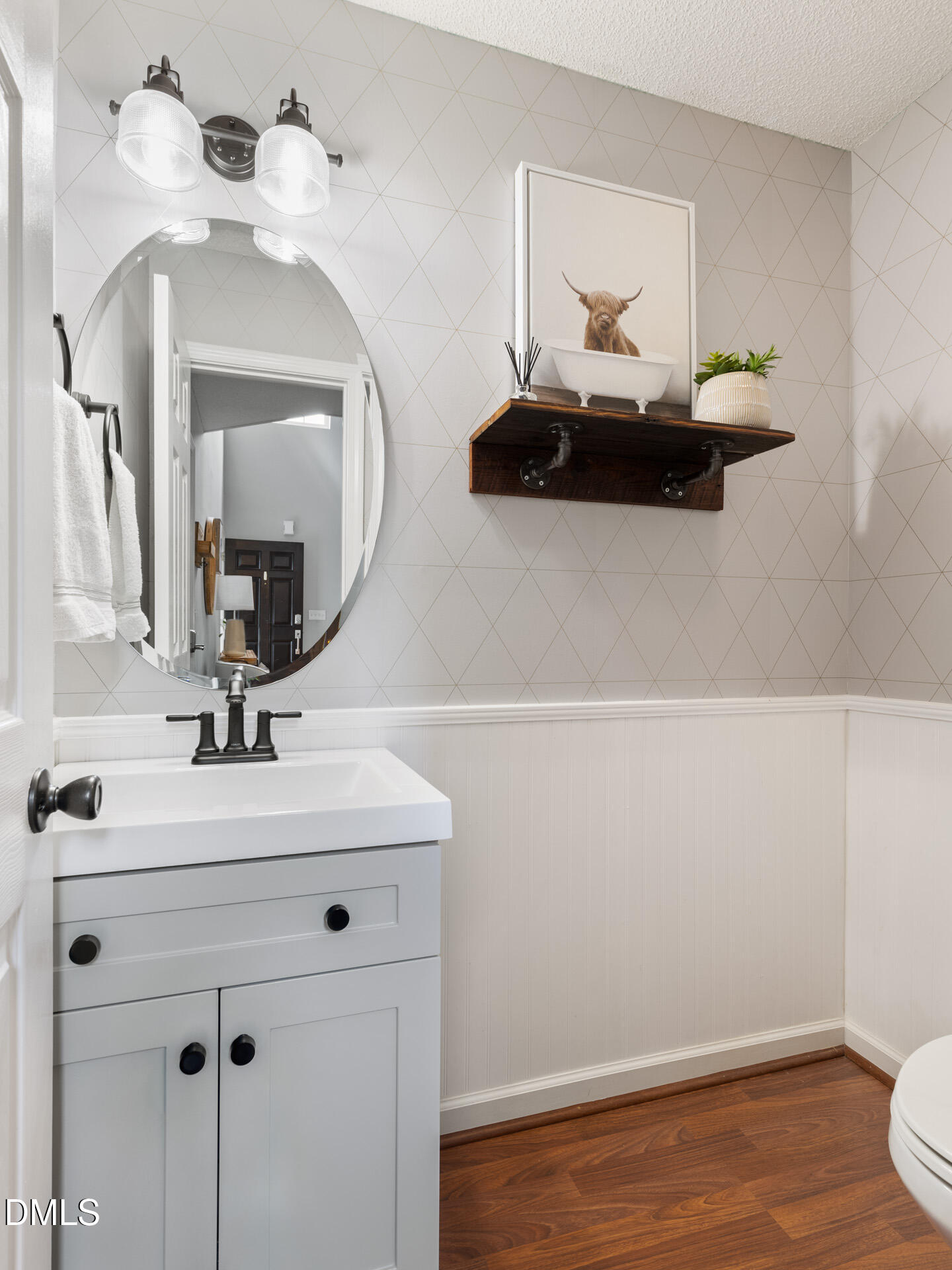 Raleigh, North Carolina 27613, United States, 3 Bedrooms Bedrooms, ,3 BathroomsBathrooms,Residential,Active,211529