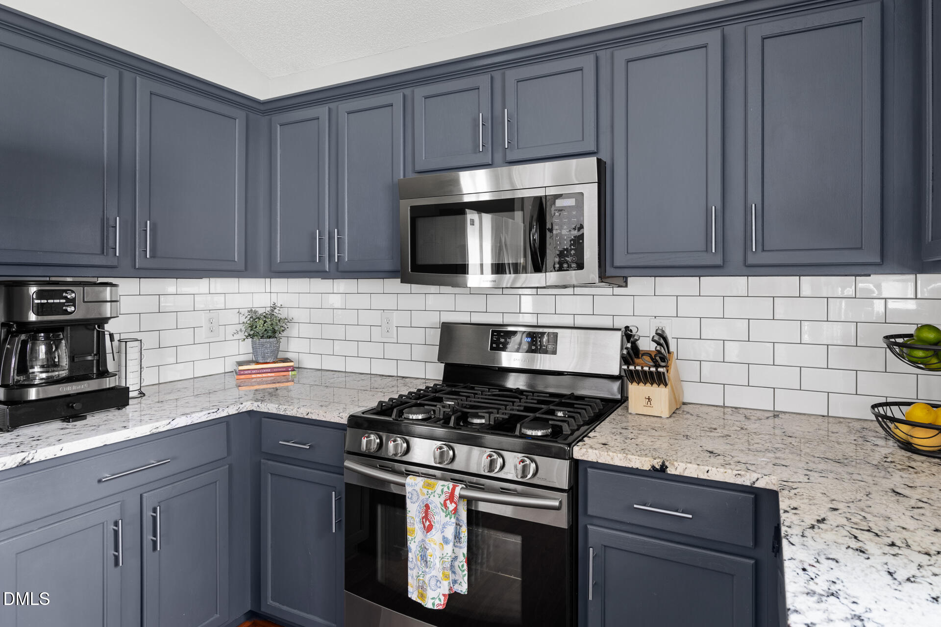 Raleigh, North Carolina 27613, United States, 3 Bedrooms Bedrooms, ,3 BathroomsBathrooms,Residential,Active,211529