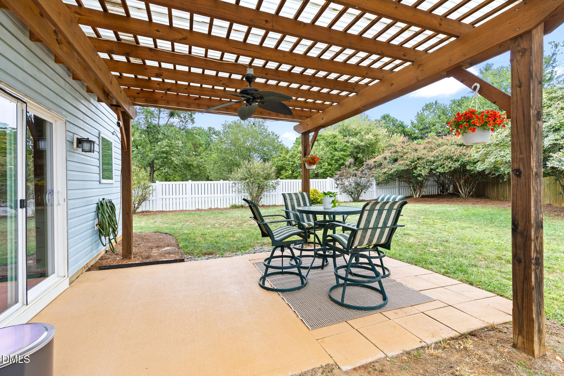 Raleigh, North Carolina 27613, United States, 3 Bedrooms Bedrooms, ,3 BathroomsBathrooms,Residential,Active,211529