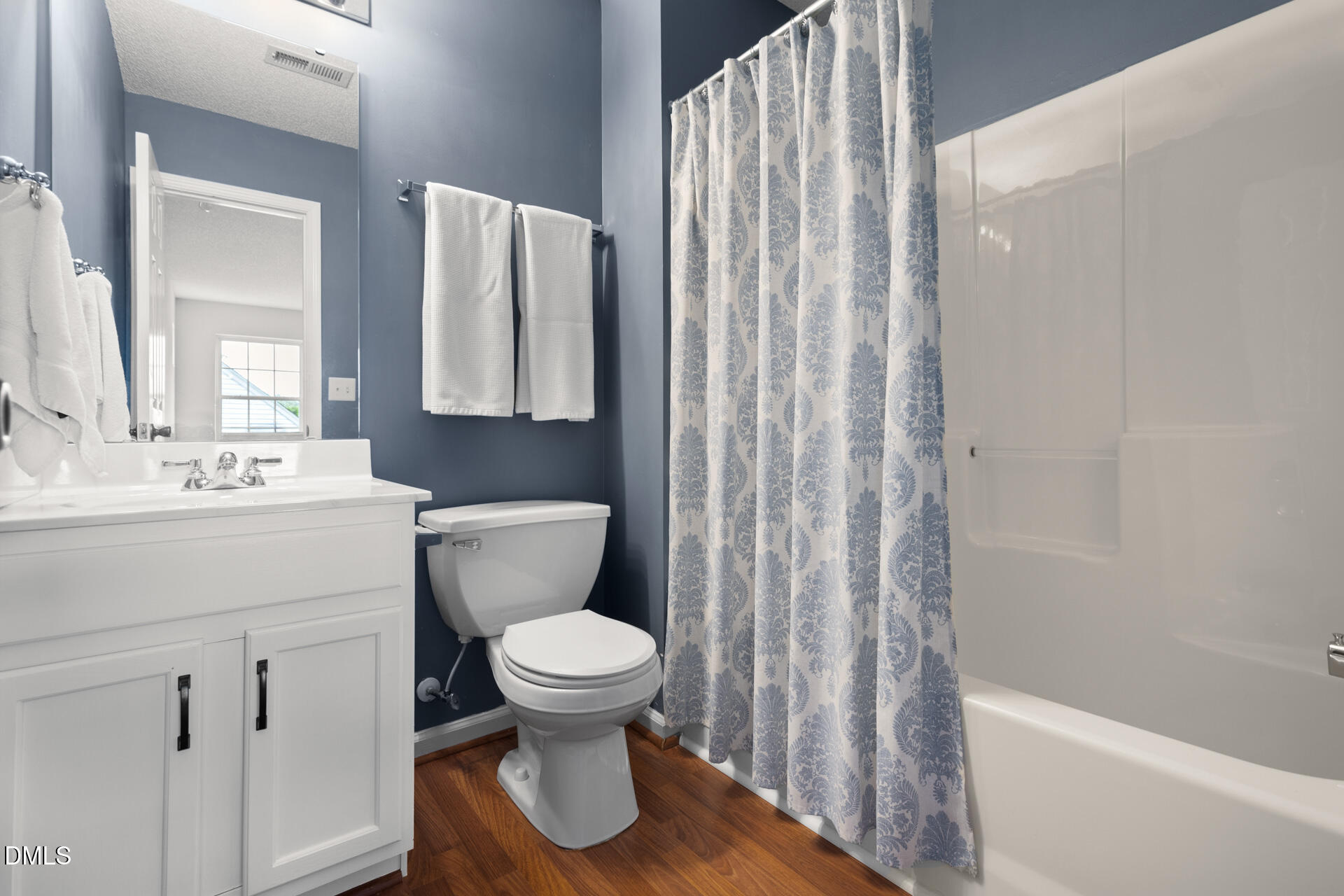 Raleigh, North Carolina 27613, United States, 3 Bedrooms Bedrooms, ,3 BathroomsBathrooms,Residential,Active,211529