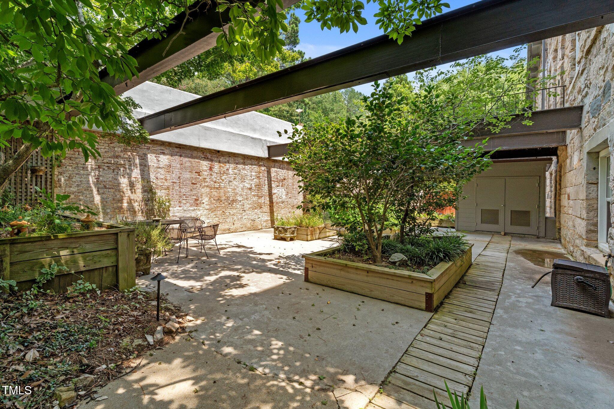 1500 River Mill Drive 101