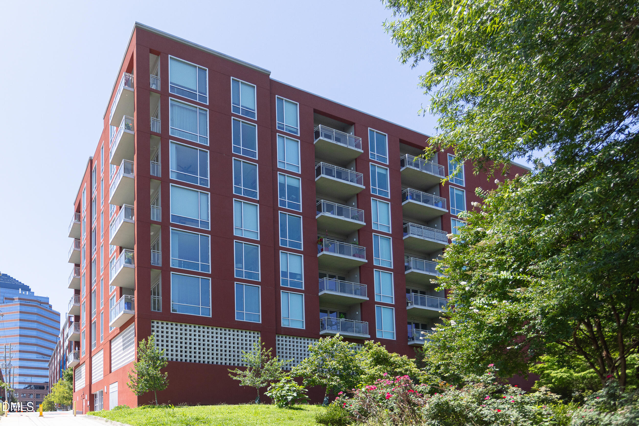 400 Hunt Street 704