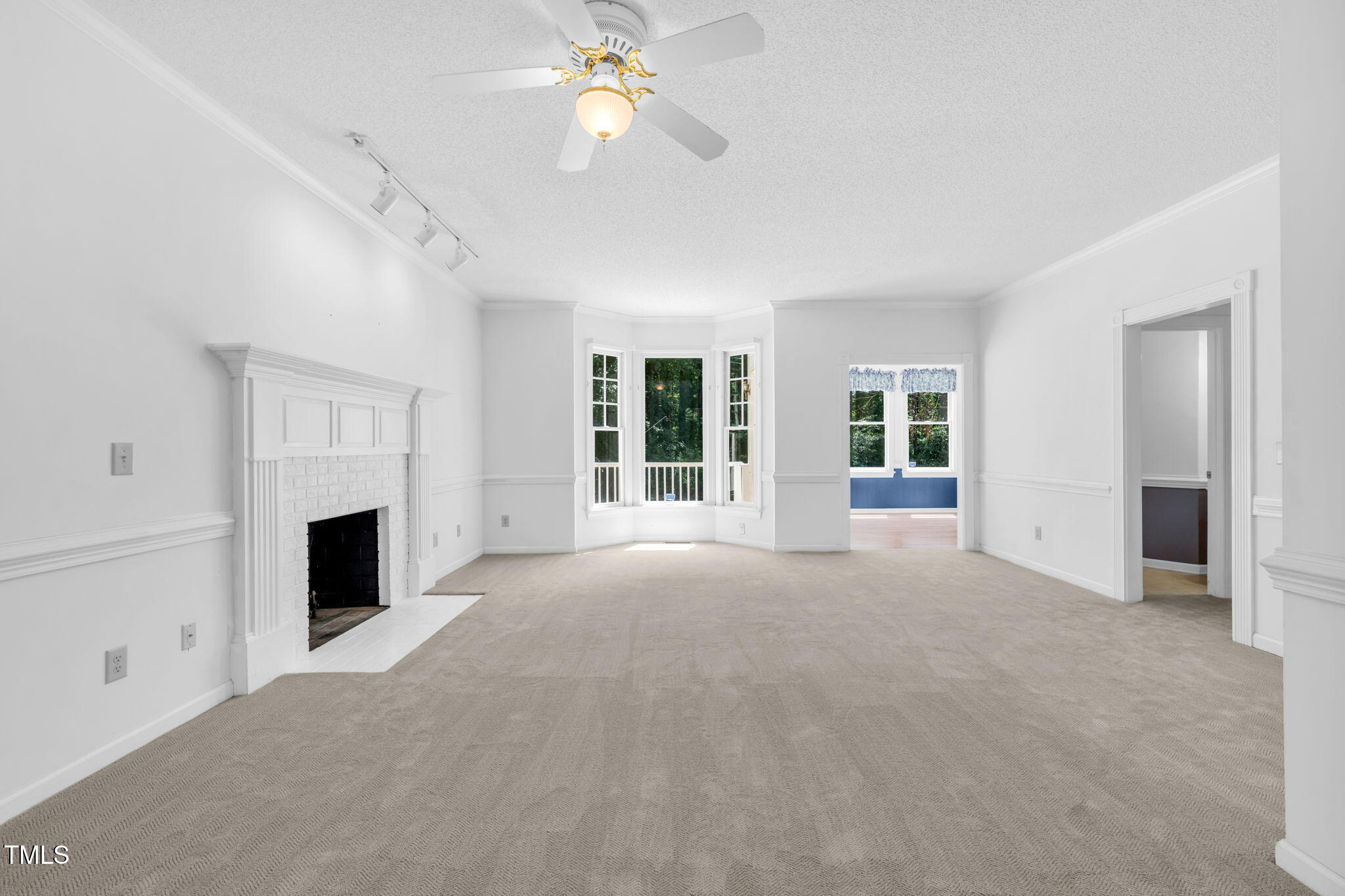 3000 Mills Lake Wynd
