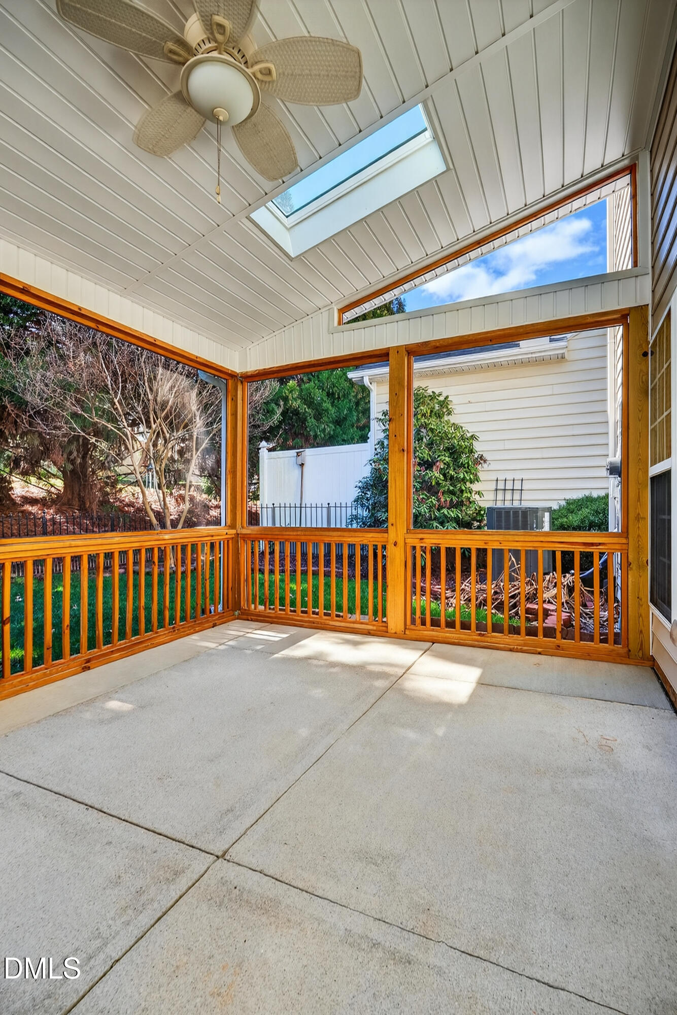 10711 Edmundson Avenue