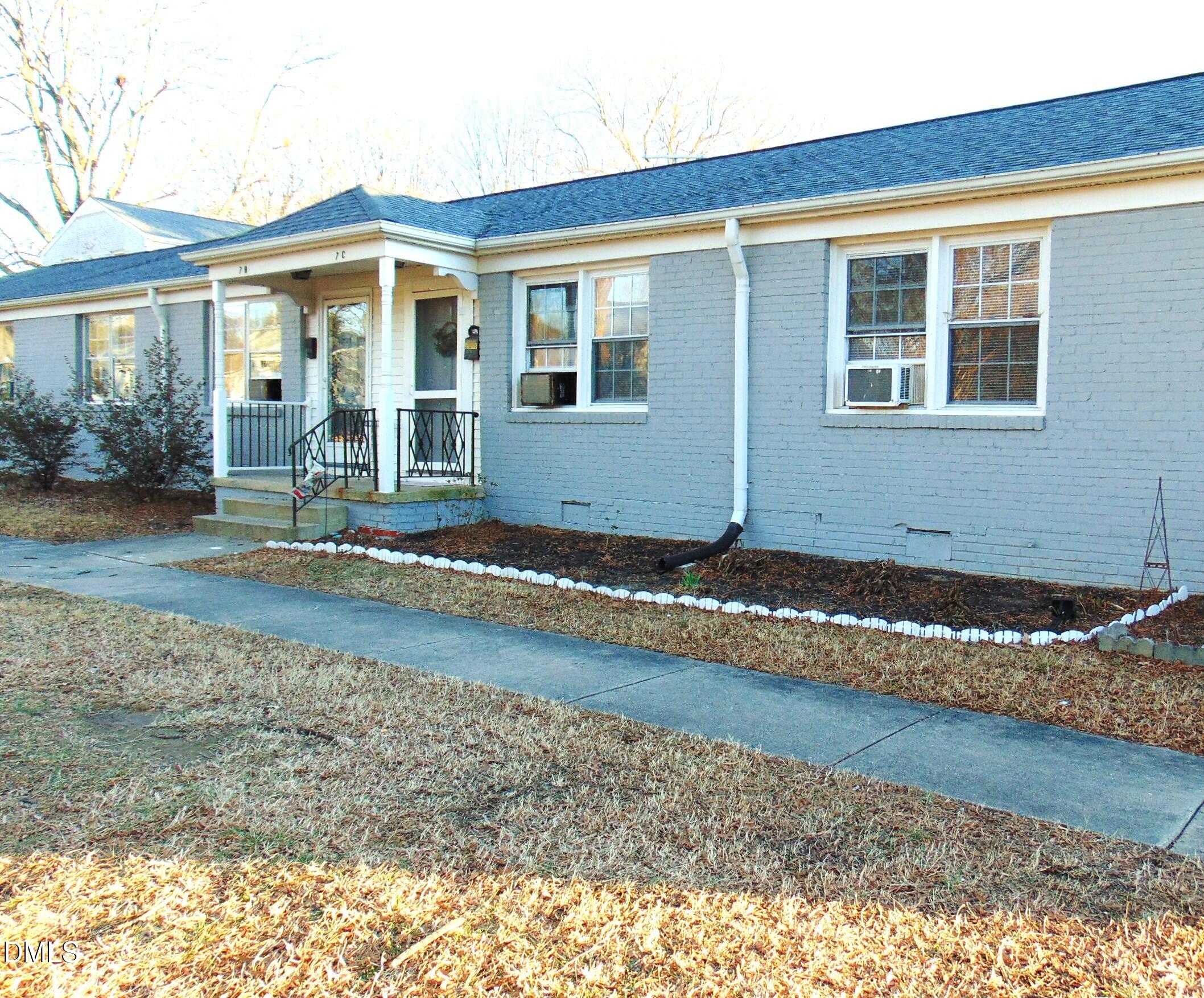 1400 Roslyn Drive Unit 7c