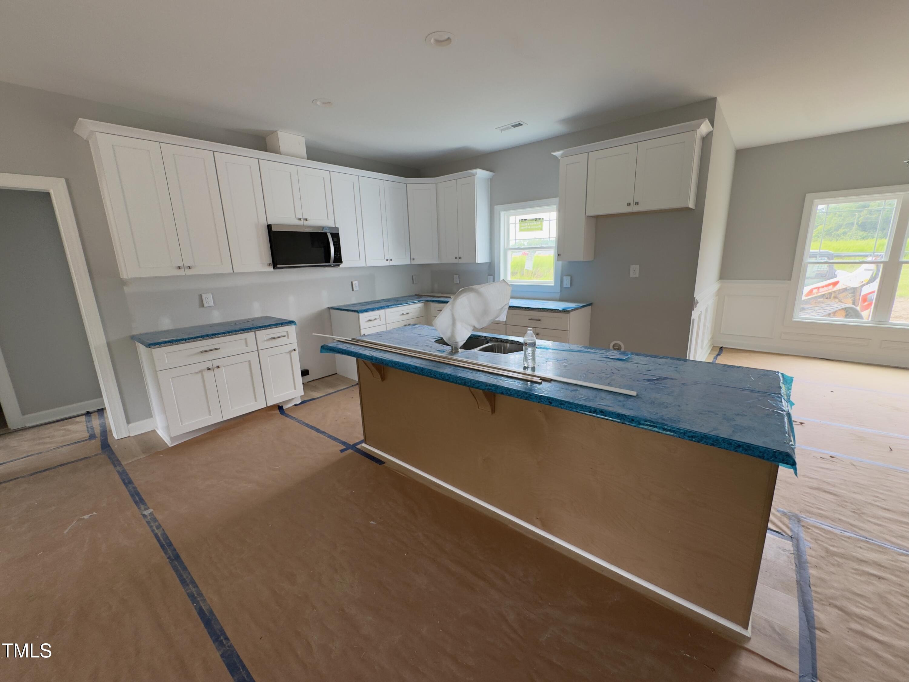 112 Lynn Lane