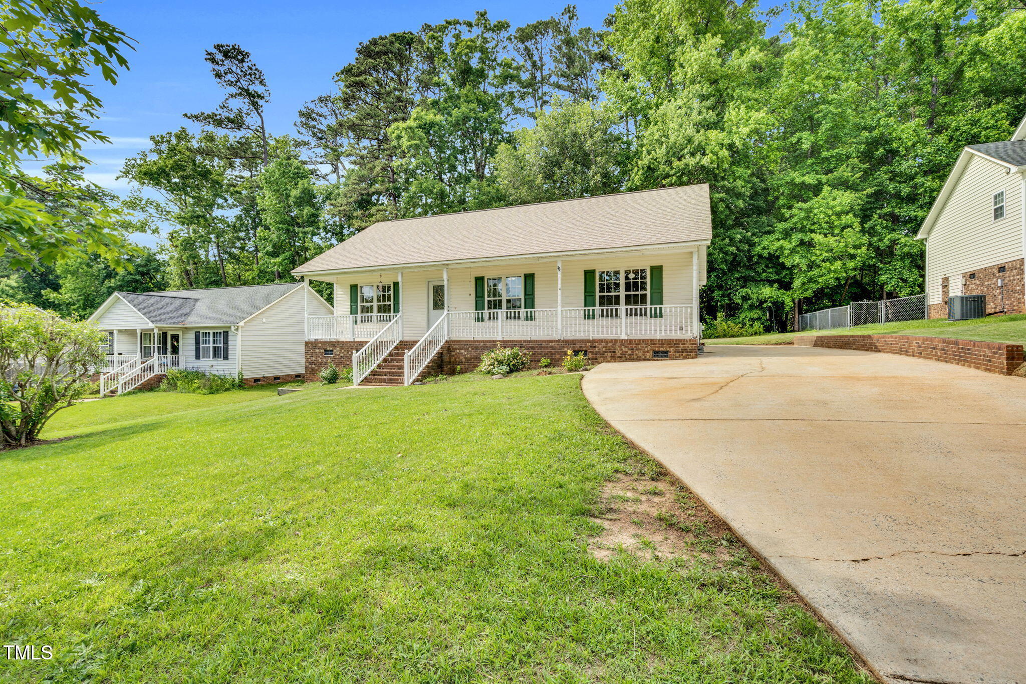 404 Southerby Drive