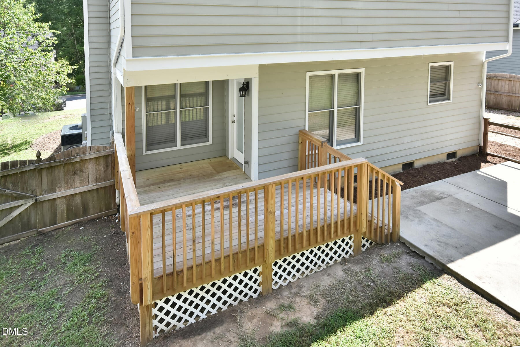 2003 Kelly Glen Drive