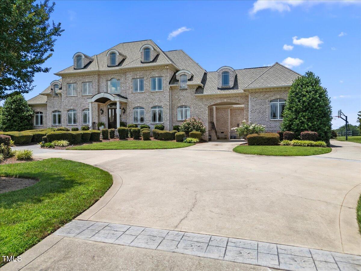 2708 Hodge Road