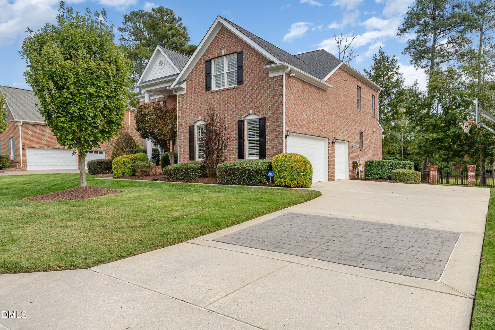 10713 Round Brook Circle