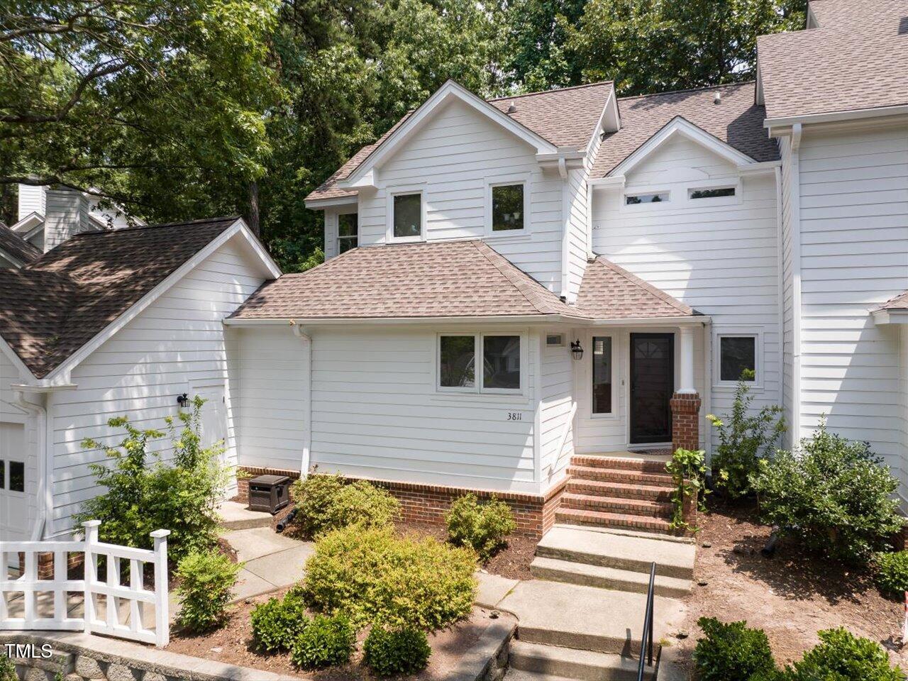 3811 Carnegie Lane