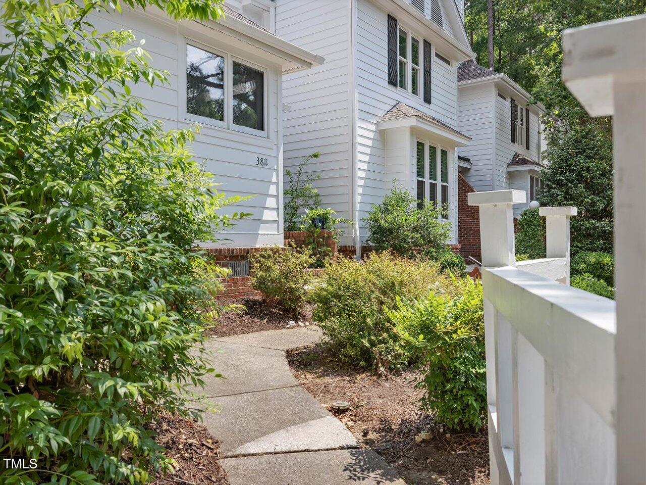 3811 Carnegie Lane