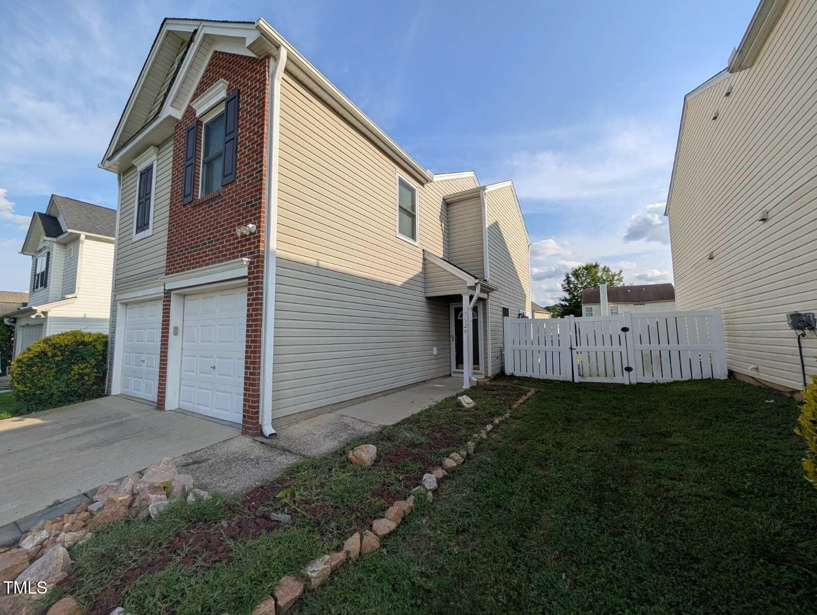 7528 Argent Valley Drive