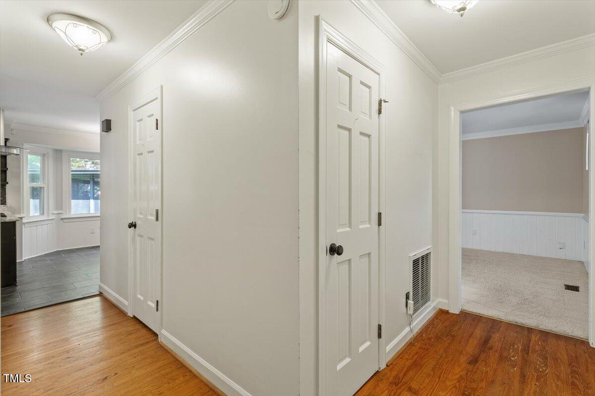 5709 Hedgemoor Drive