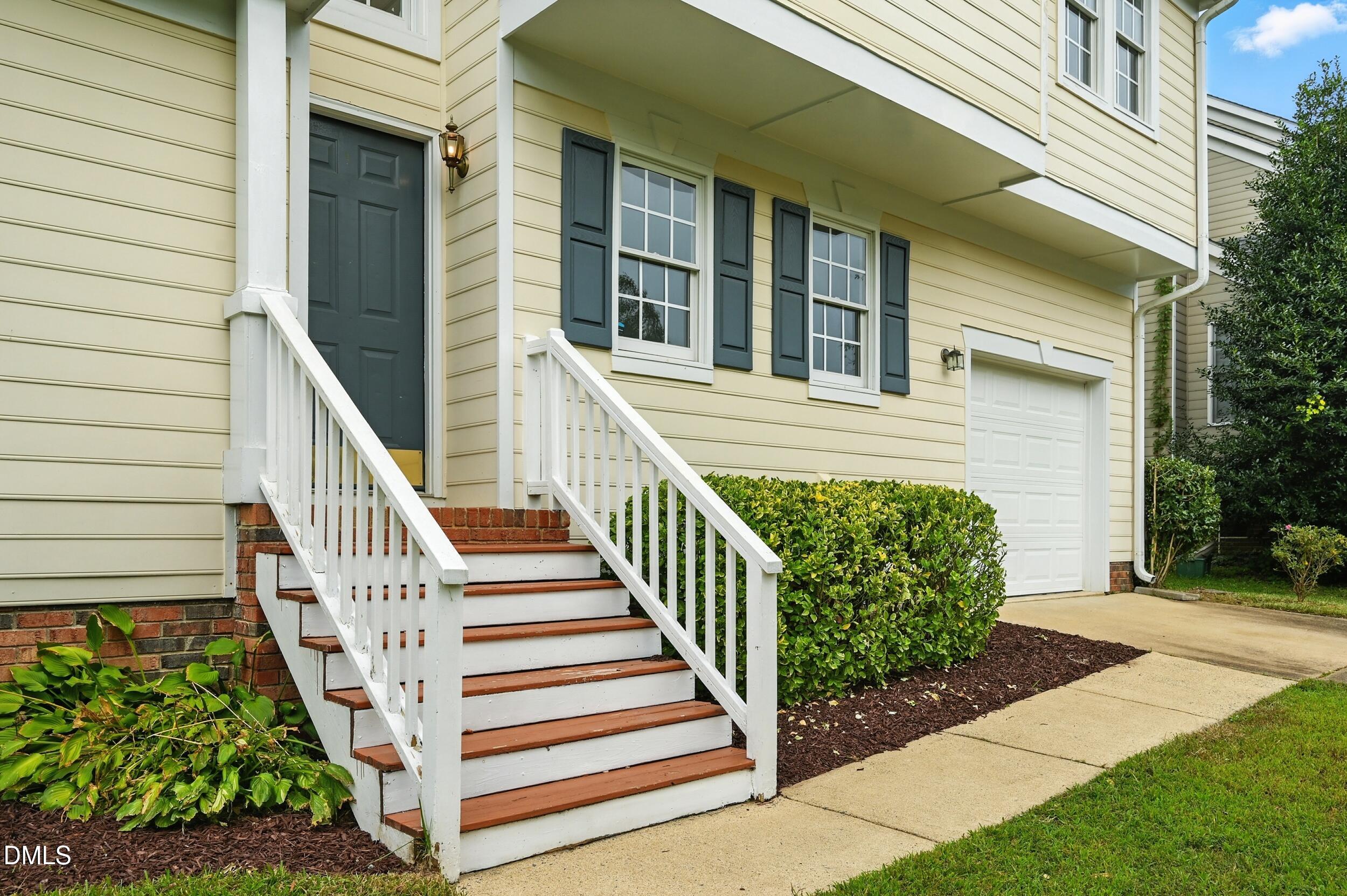 103 Town Creek Drive