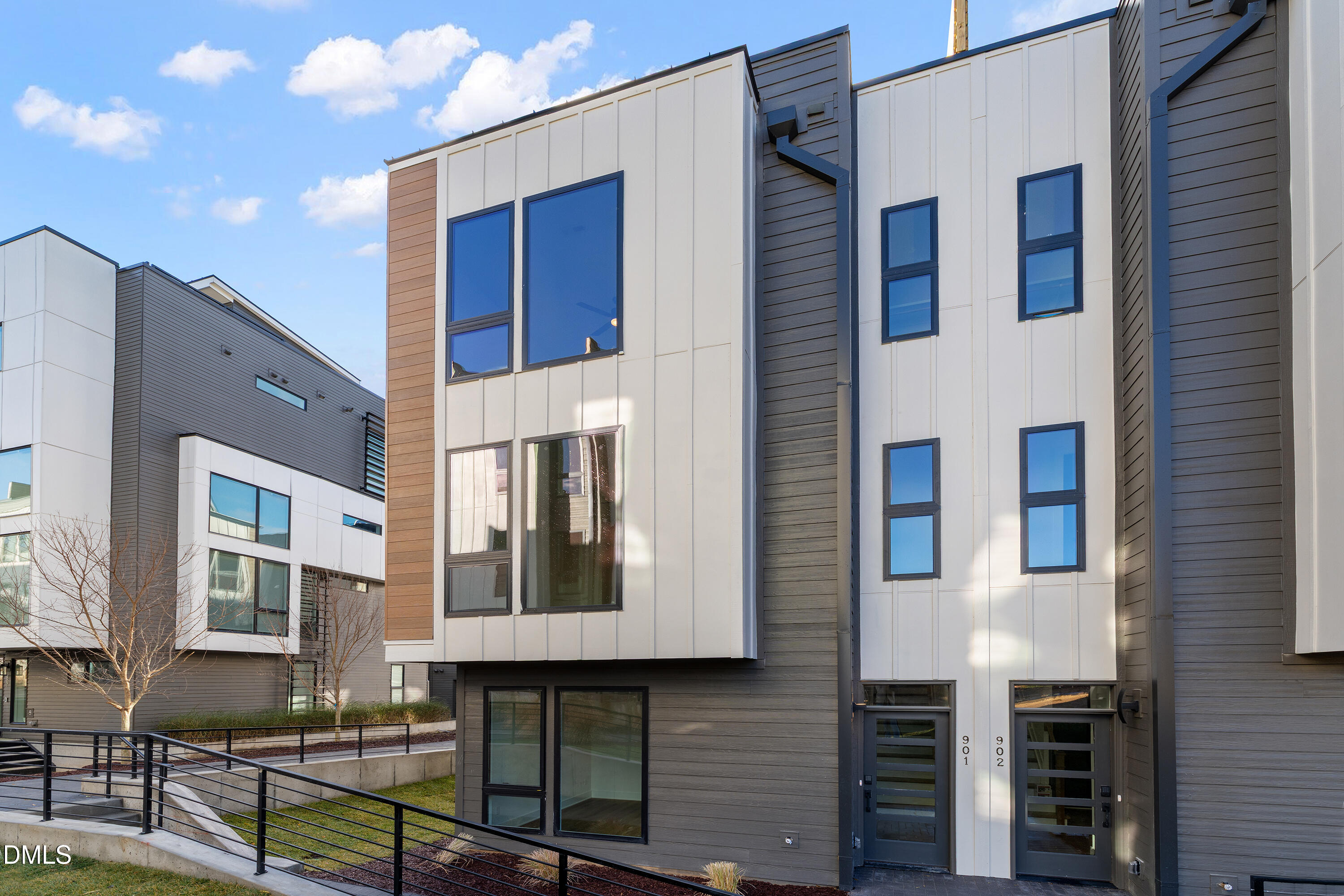 512 Gordon Street # 105