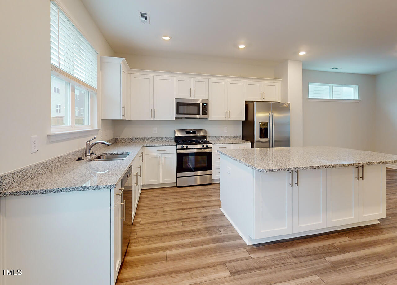 Holly Springs, North Carolina 27540, United States, 4 Bedrooms Bedrooms, ,4 BathroomsBathrooms,Residential,Active,18897