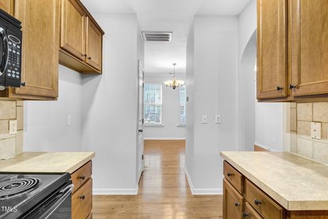 Townhouse in Raleigh NC 4405 Sugarbend Way 20.jpg