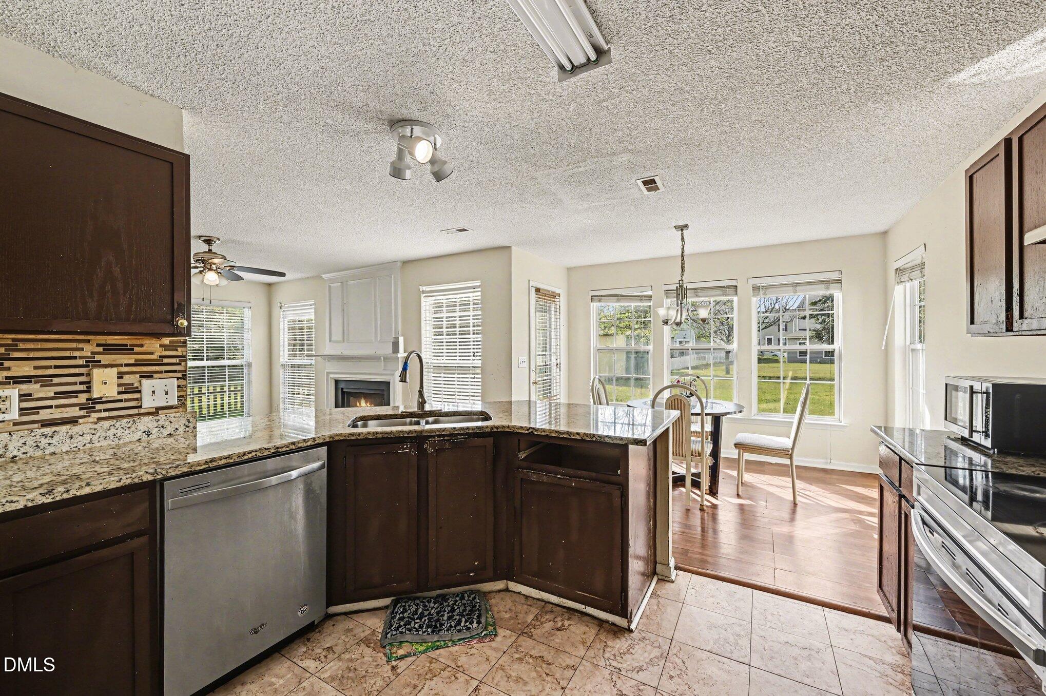 5115 Cardinal Grove Boulevard