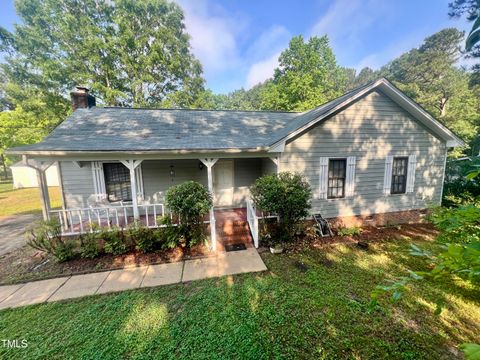 1012 Bermuda Run Knightdale NC 27545