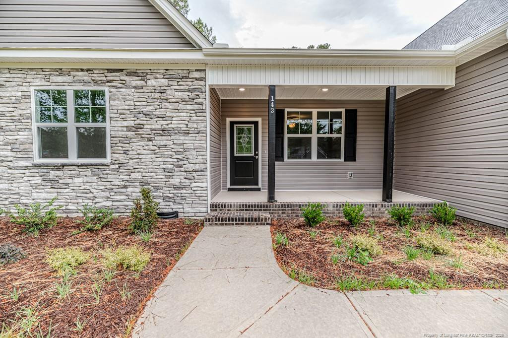 143 River Falls Road