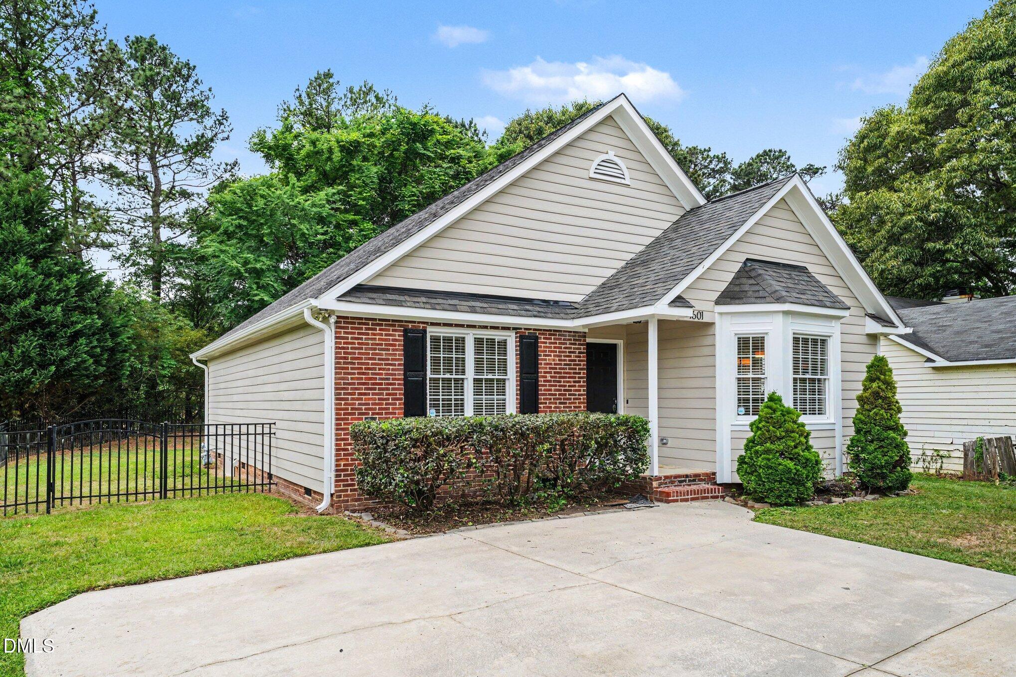 1601 Forest Lynks Drive