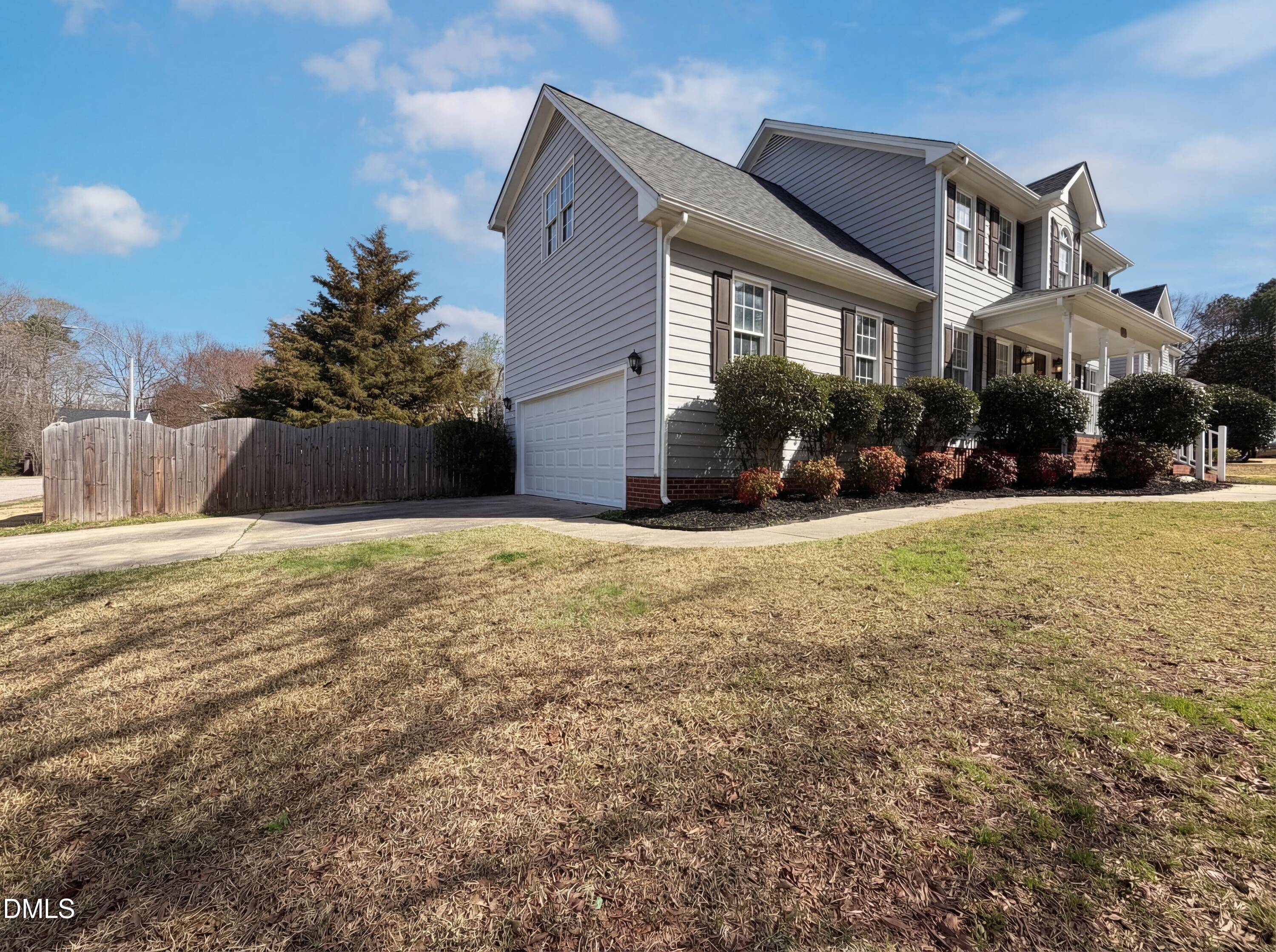 3301 Pomegranate Drive