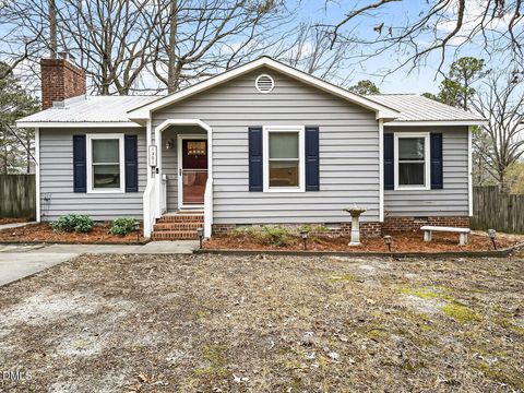 1301 East Pointe Sanford NC 27332