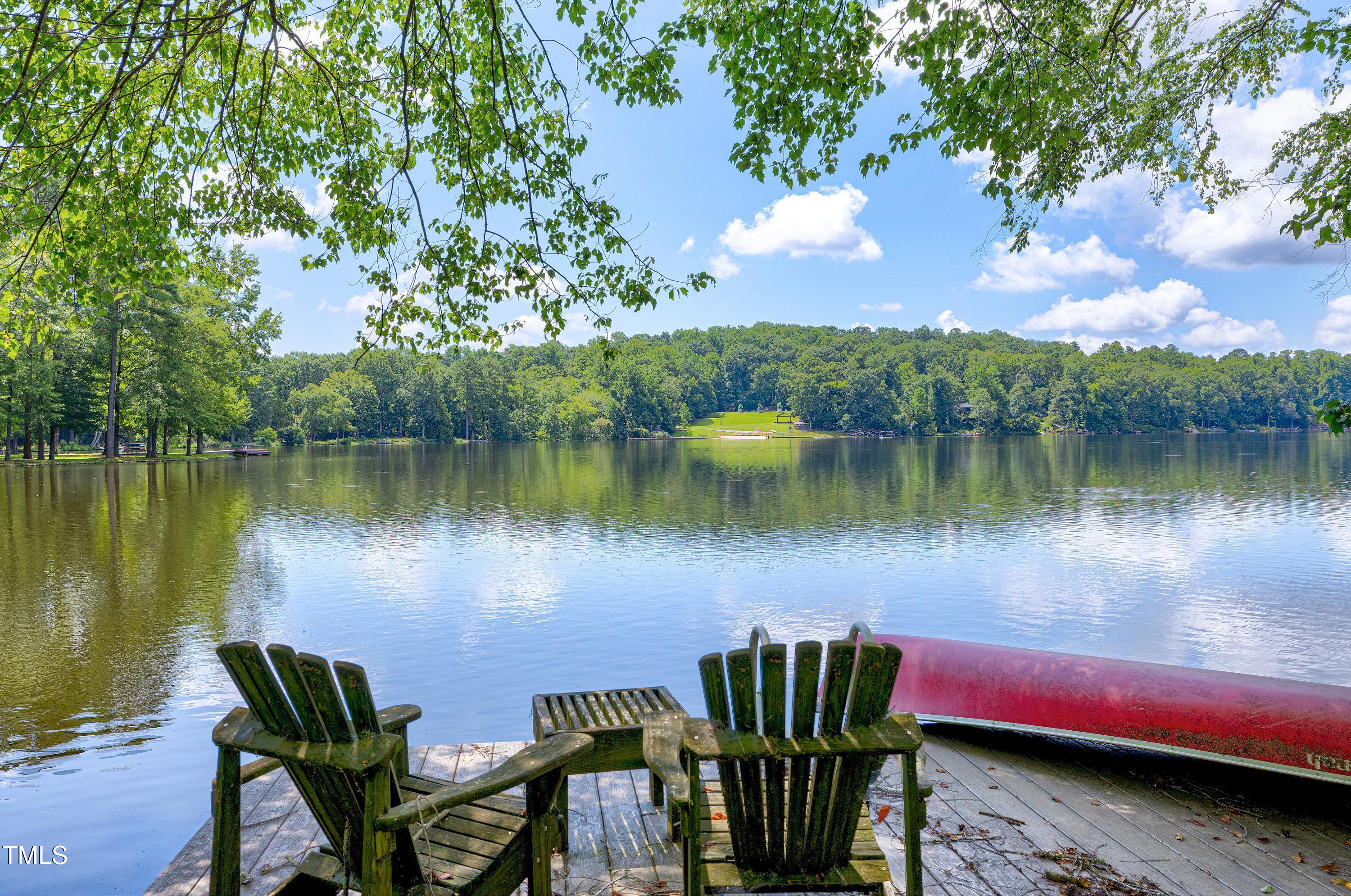 2144 Lakeshore Court