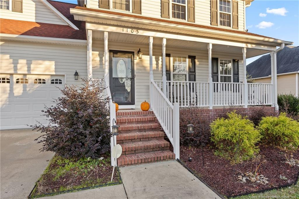 1103 Thistle Gold Drive