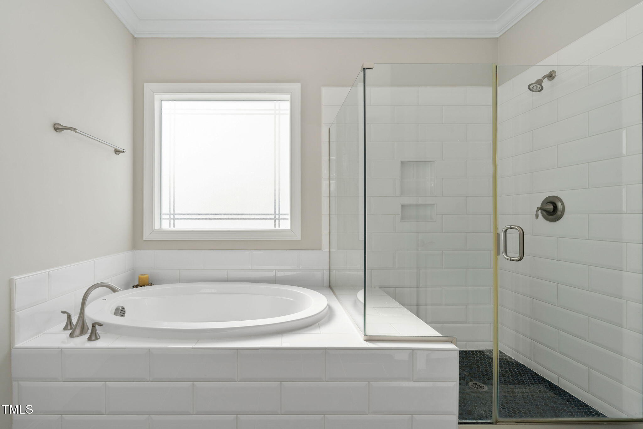 Raleigh, North Carolina 27613, United States, 6 Bedrooms Bedrooms, ,5 BathroomsBathrooms,Residential,Pending,78900