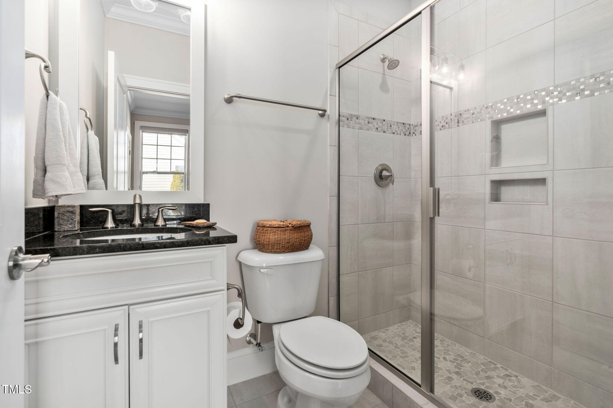 Raleigh, North Carolina 27613, United States, 6 Bedrooms Bedrooms, ,5 BathroomsBathrooms,Residential,Pending,78900