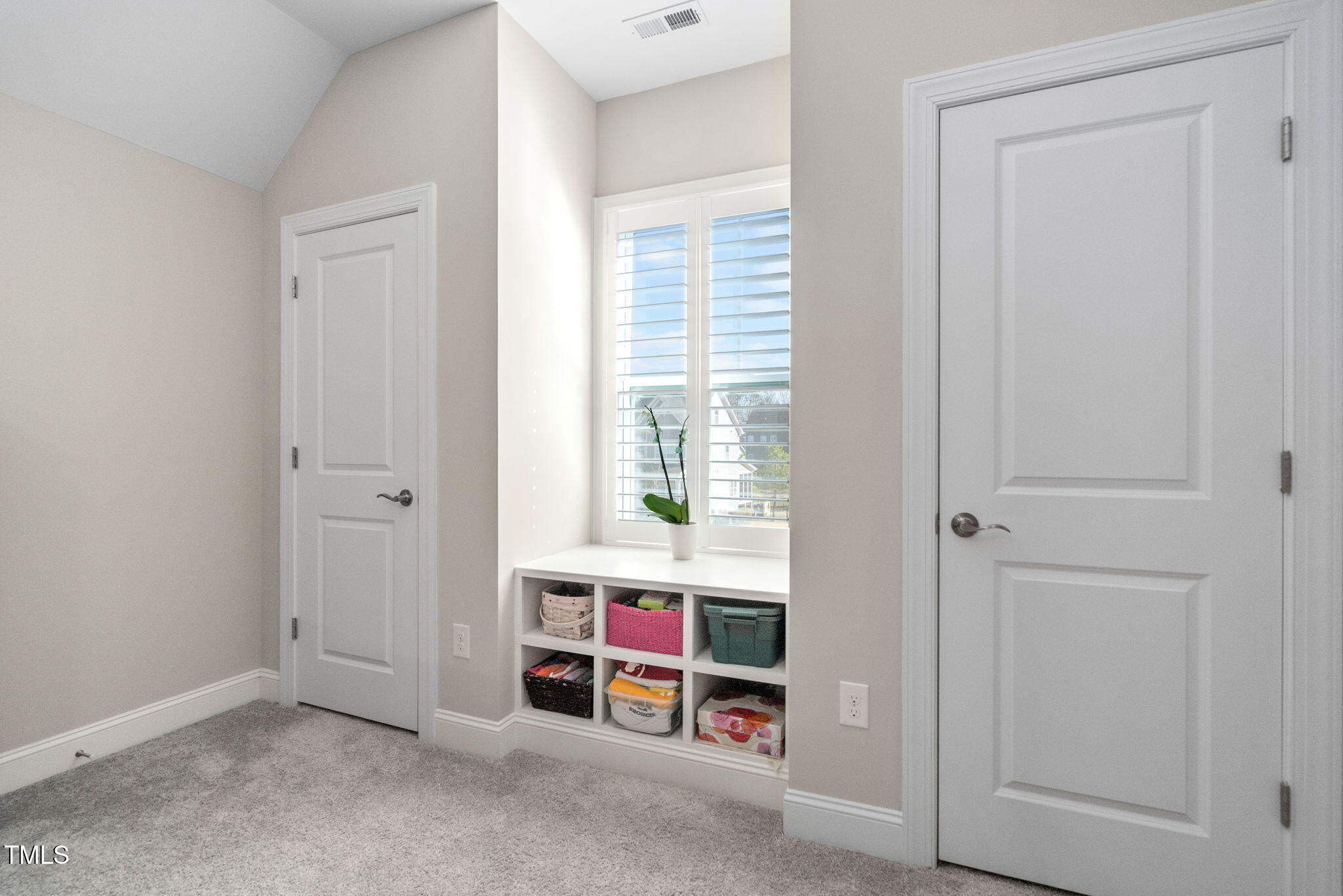 Raleigh, North Carolina 27613, United States, 6 Bedrooms Bedrooms, ,5 BathroomsBathrooms,Residential,Pending,78900