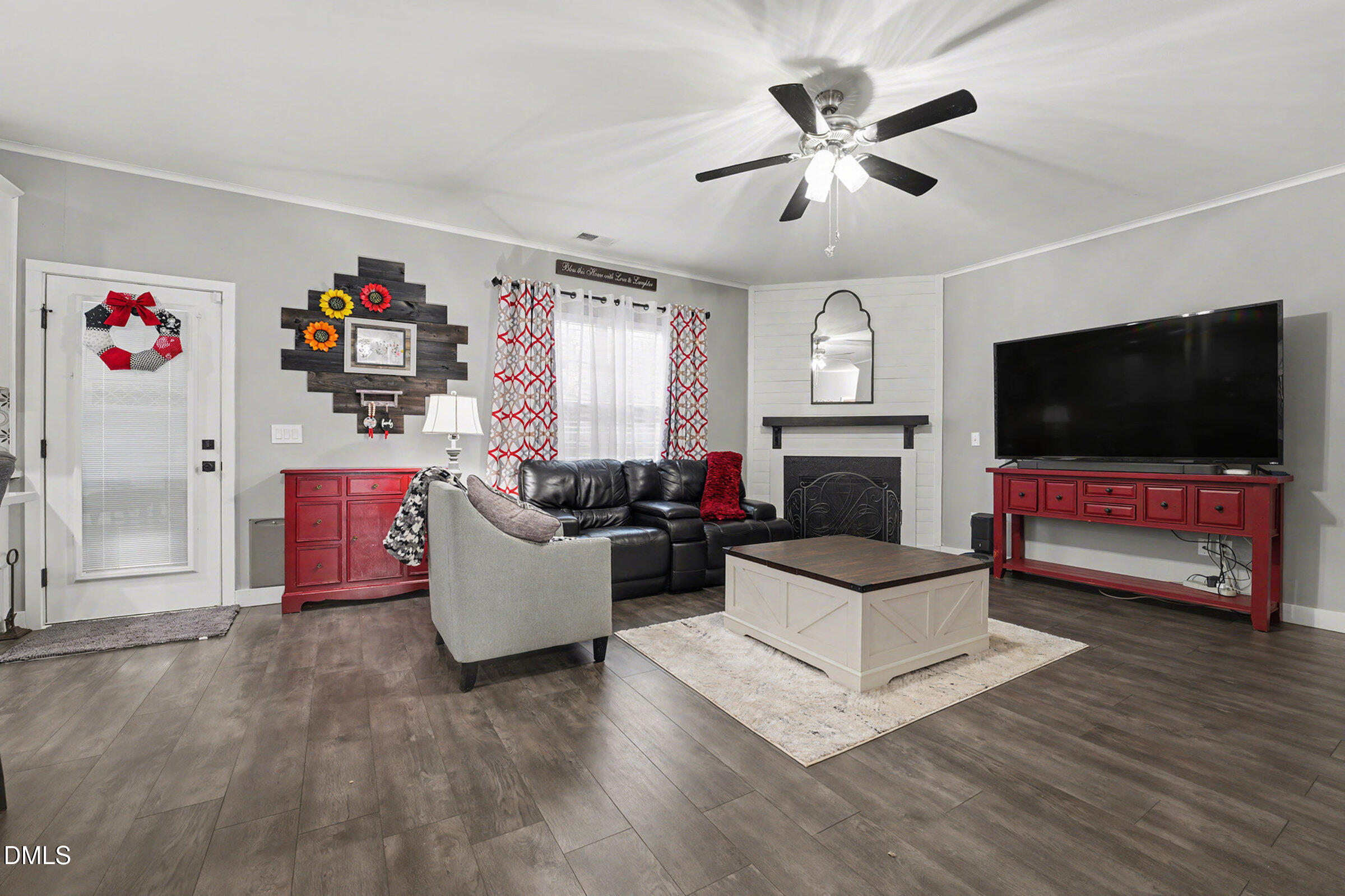 230 Oakton Ridge Place