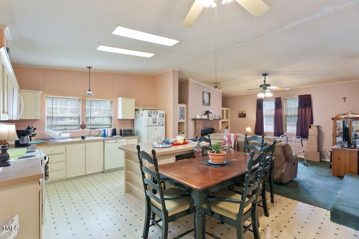 6449 Harpy Drive