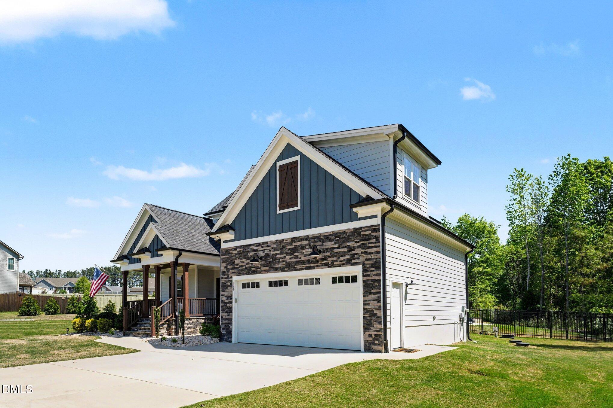 159 River Mist Trail