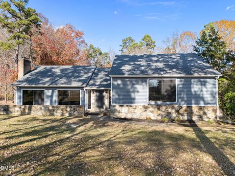 205 Roxdale Place Roxboro NC 27574