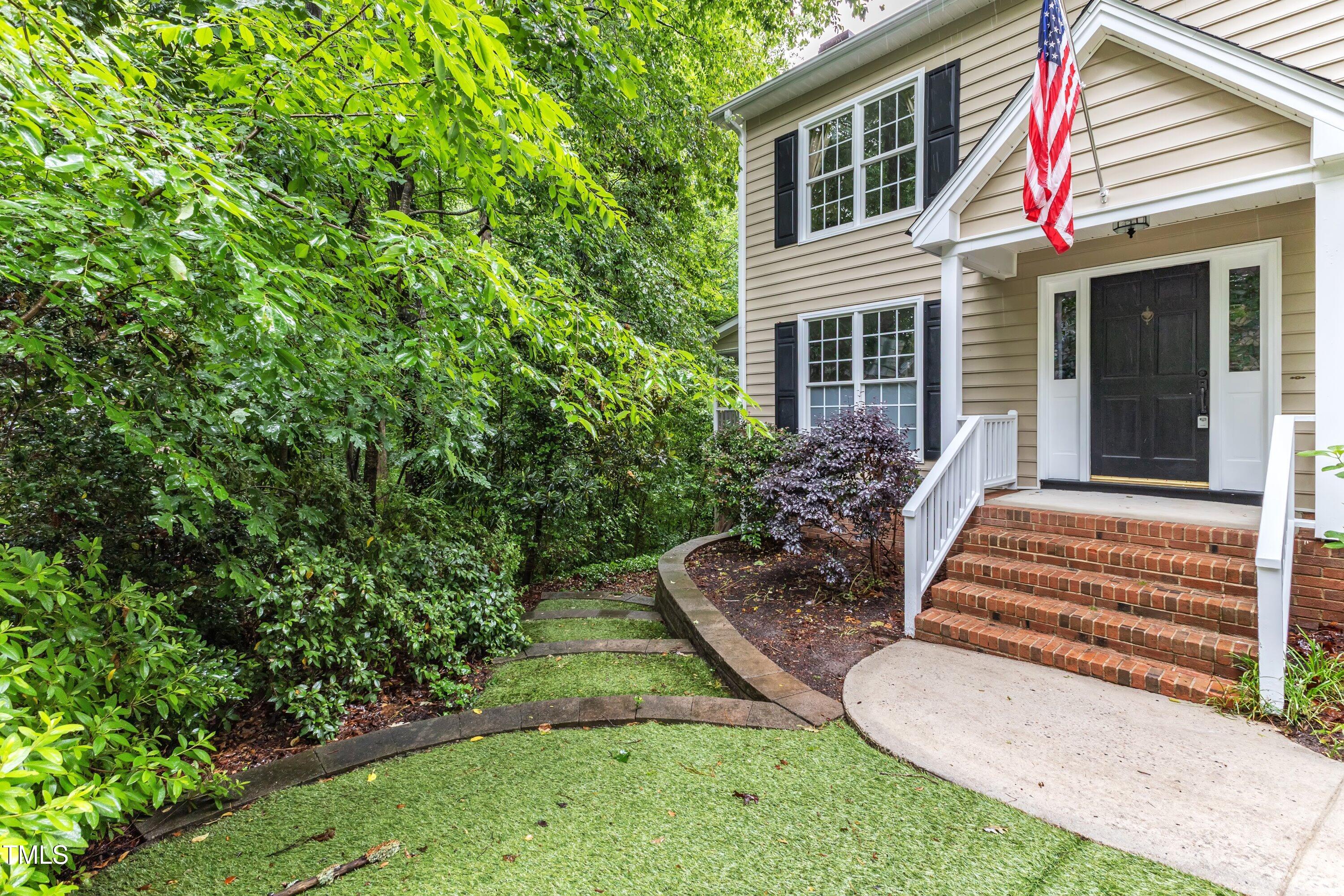 5805 Bayberry Lane