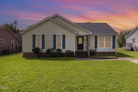 2316 Carthage Circle Raleigh NC 27604