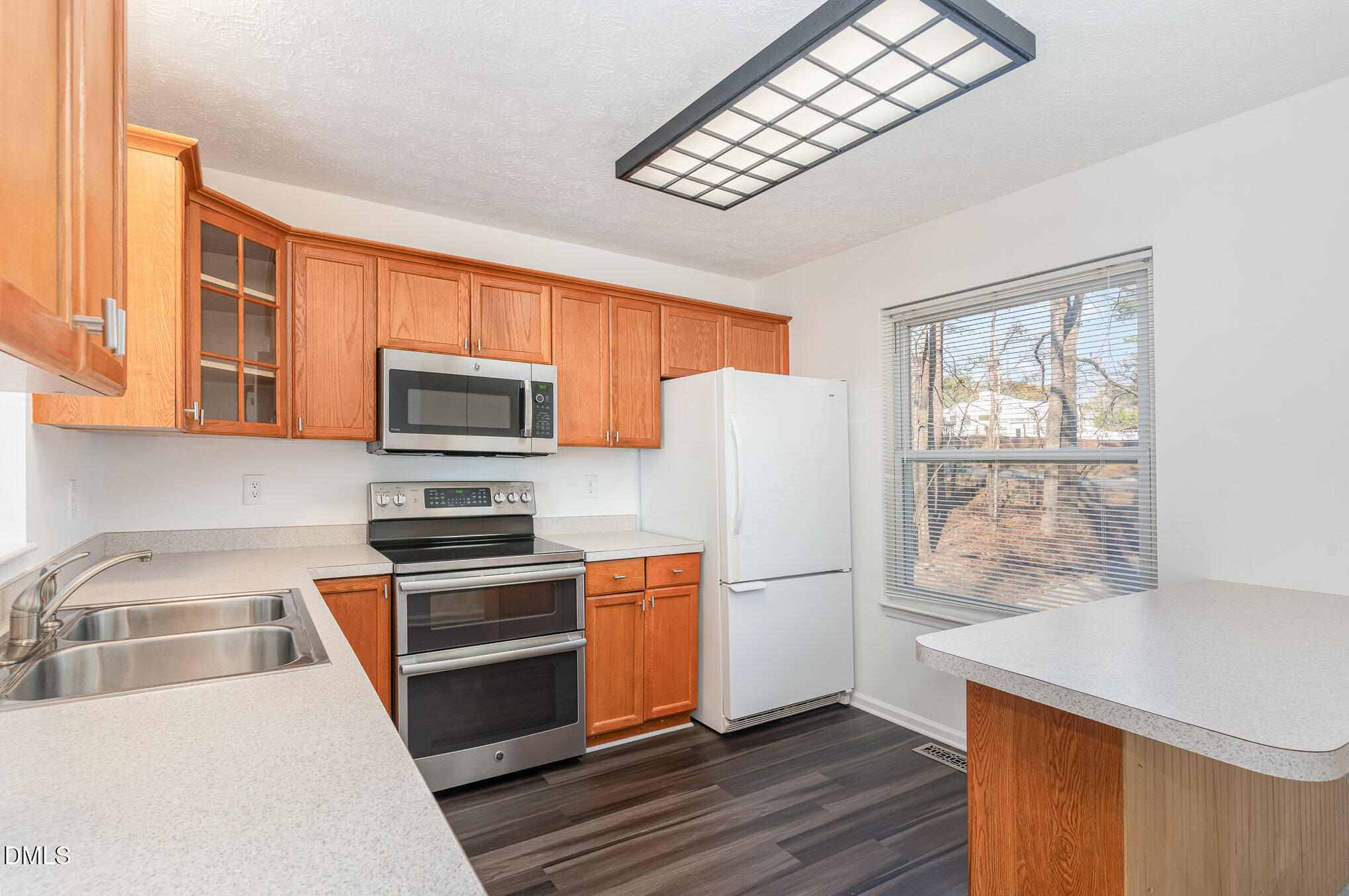 325 Bainbridge Circle